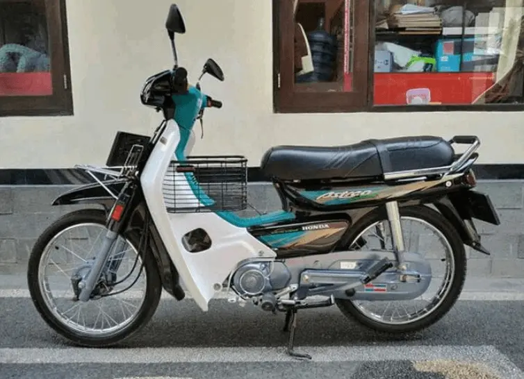 Honda Astrea Grand