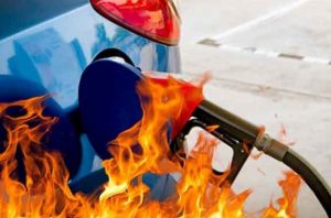 Penyebab Mobil Terbakar Saat Isi Bensin