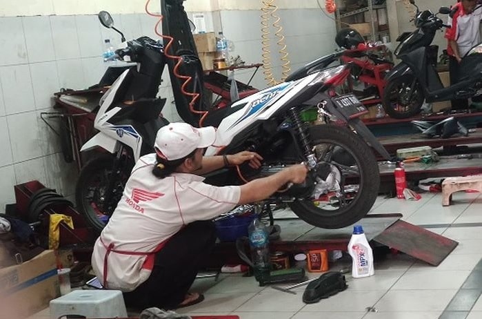 Tune Up Sepeda Motor