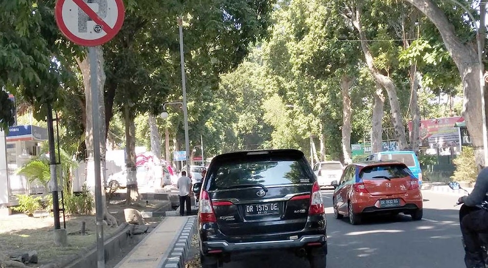 Pelanggaran Rambu Lalu Lintas