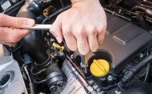 Apa Penyebab Mobil Bergetar Pada RPM Rendah?