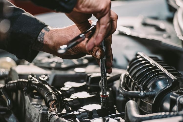 Penyebab Mobil Turun Mesin