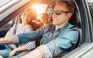Tips Berkendara Tetap Aman dengan Buah Hati Menggunakan Mobil