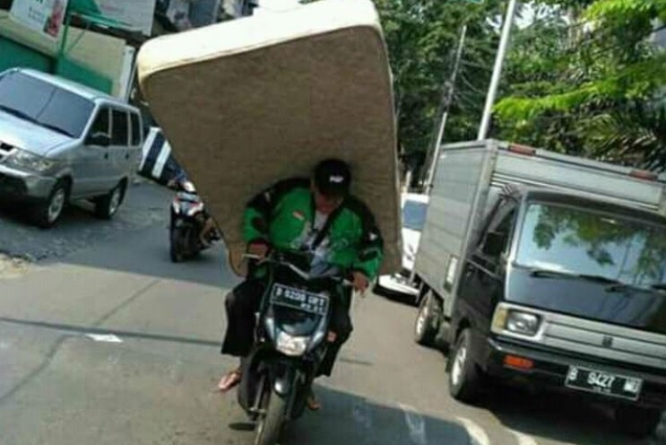 Kebiasaan Buruk Pengendara Motor