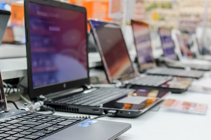 Membeli Laptop Baru