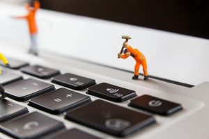 Hindari 4 Penyebab Laptop Cepat Rusak Ini!
