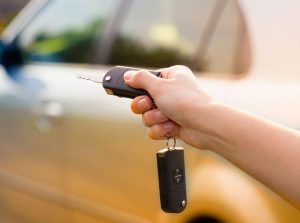 Penyebab Remote Mobil Rusak, Jangan Langsung Ganti!