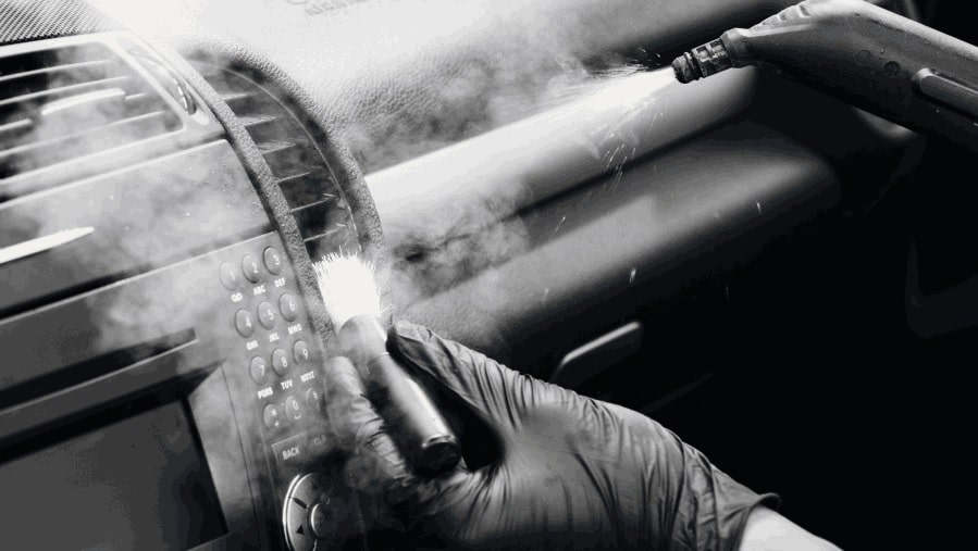 AC Mobil Berbau Tidak Sedap