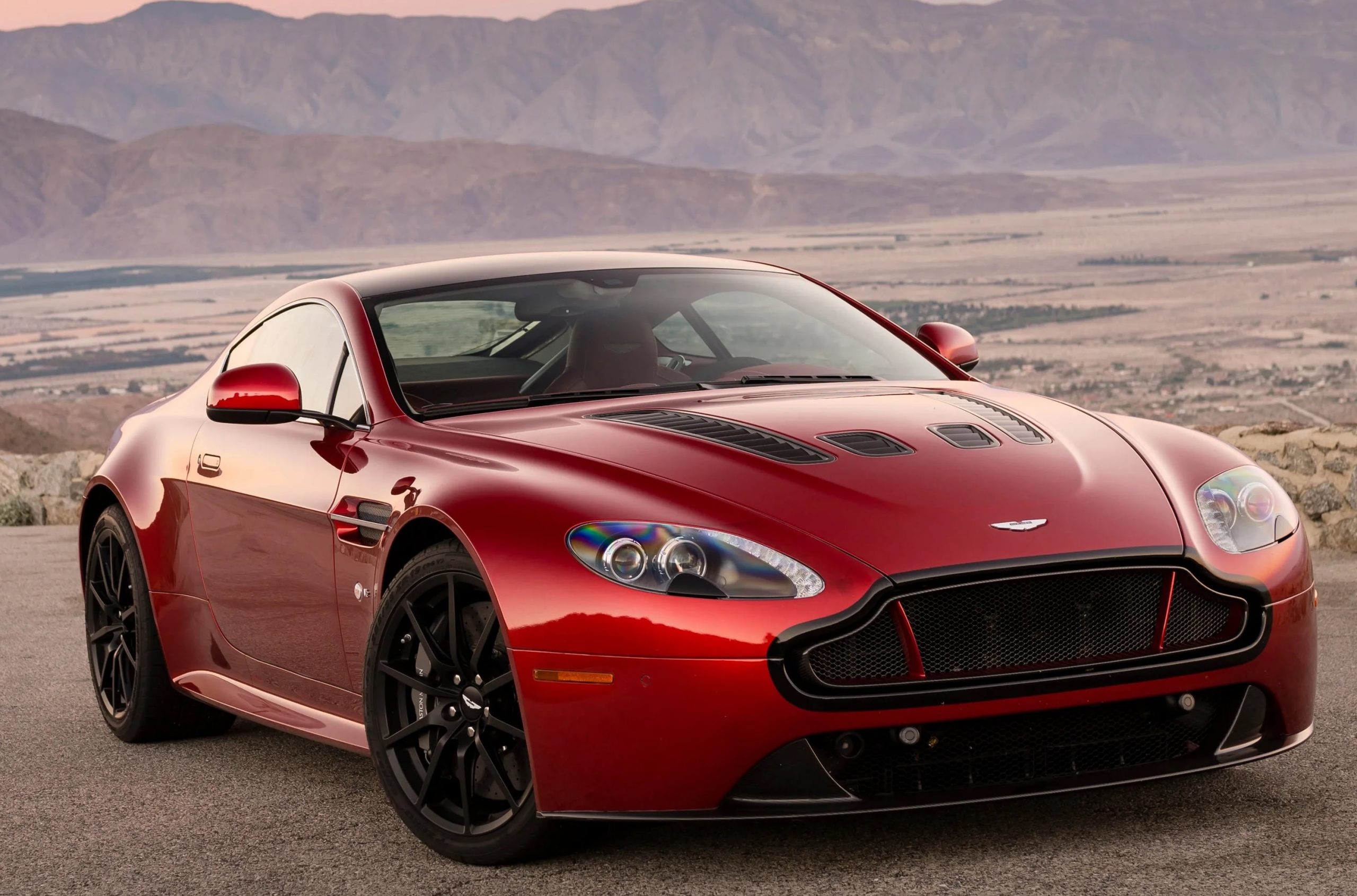 Mobil Paling Boros Bahan Bakar Di Dunia