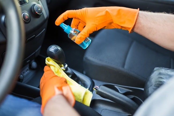 Tips Membersihkan Mobil