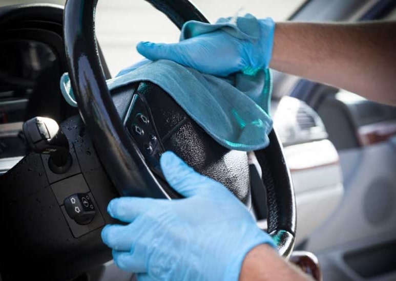 Tips Membersihkan Mobil