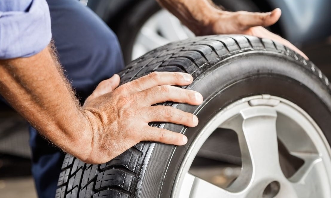 Cek Kondisi Ban Sebelum Musim Hujan